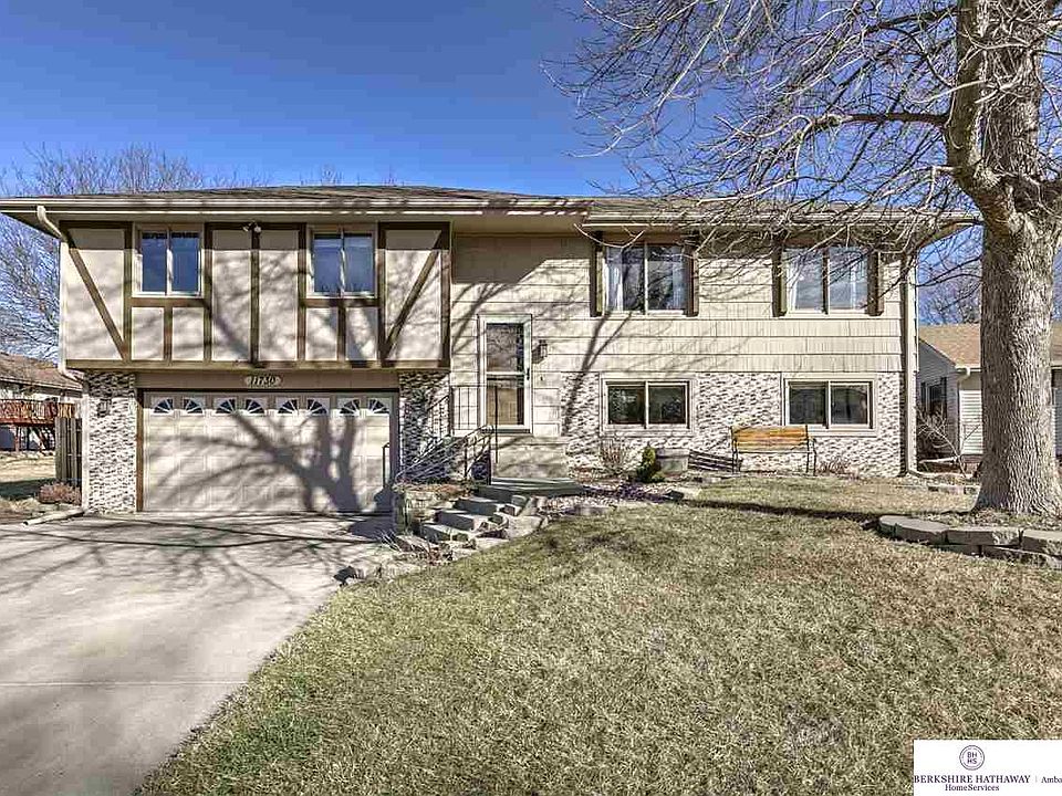 1st image of 11730 Saratoga Cir
