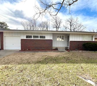 5727 E Memphis St, Bel Aire, KS, 67220
