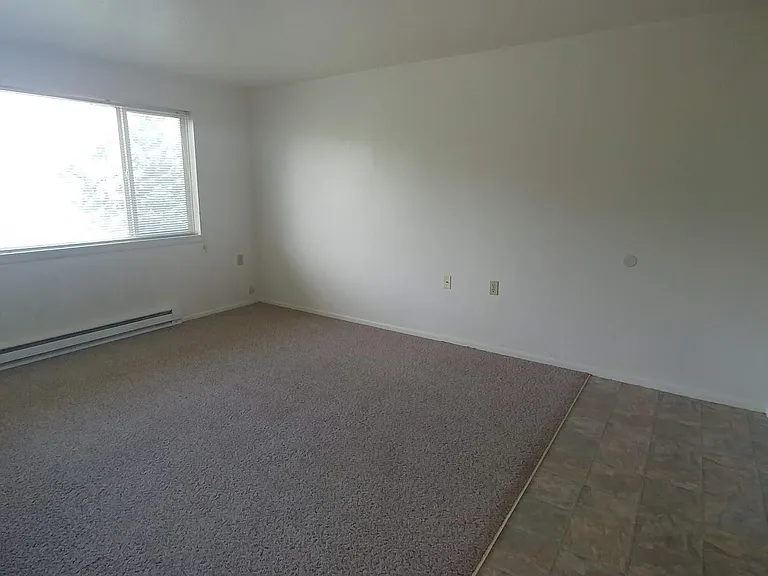 921 SE Klemgard St #A1 — Photo 2