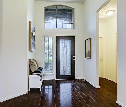 very spacious entry/foyer