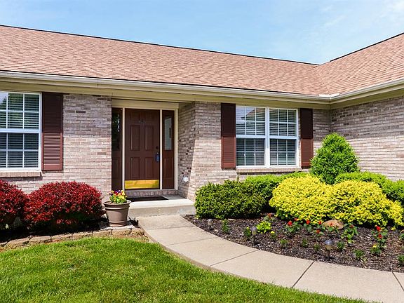 3rd image of 7273 Wind Brook Dr