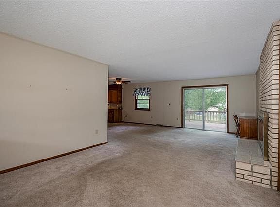 5th image of 7616 Richland Ave