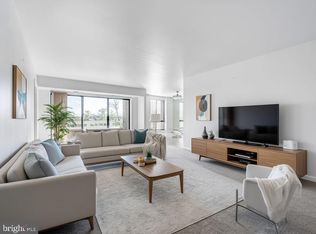 7 Slade Ave APT 718, Pikesville, MD 21208