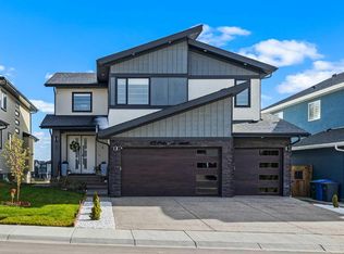 45 Waterford Ter, Chestermere, AB T1X2P6