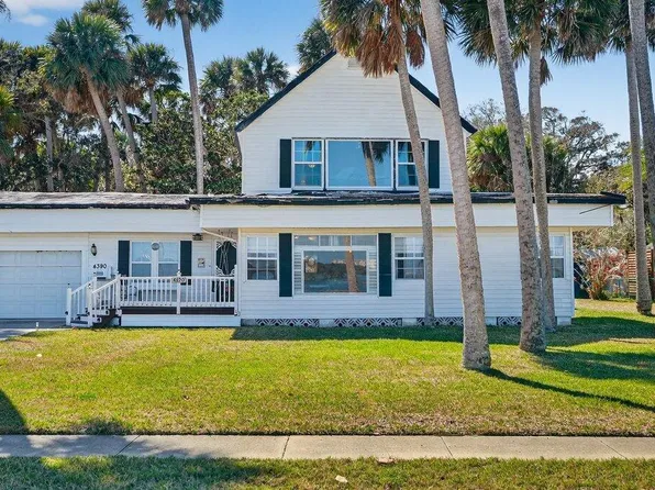 4390 Halifax Dr, Port Orange, FL 32127