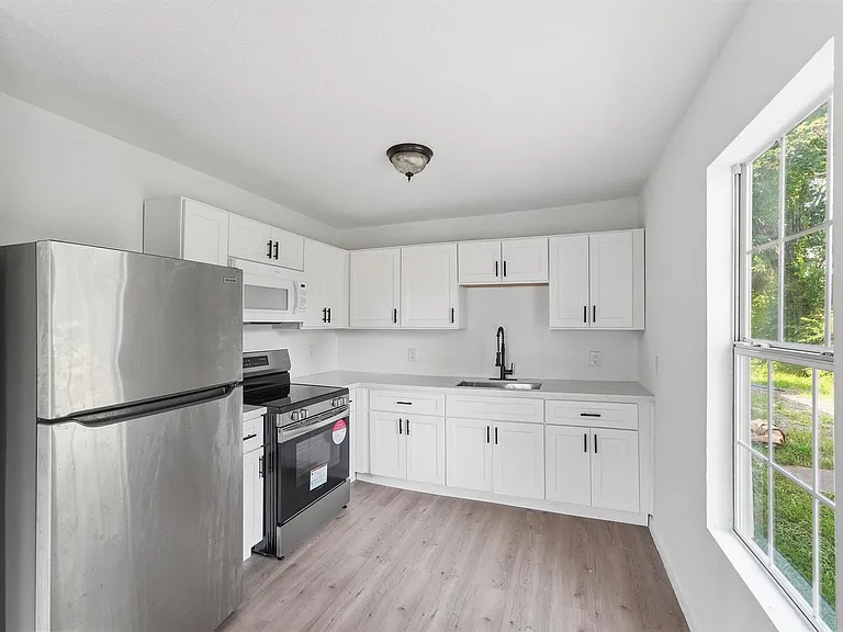 8034 Record St #B — Photo 13