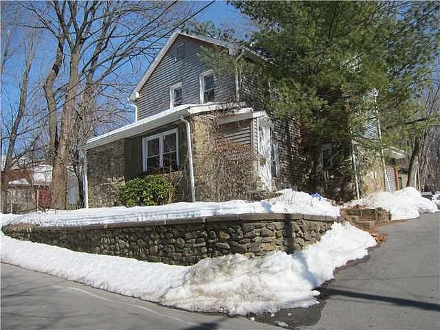 1st image of 6 S Railroad Ave
