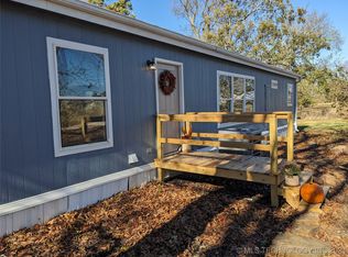 15201 E Winchester Dr, Claremore, OK 74017