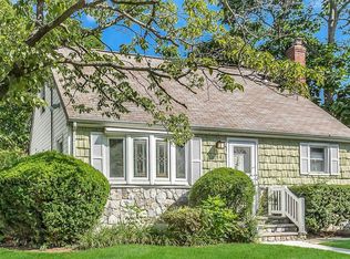 1654 Wesley Ave, Merrick, NY 11566