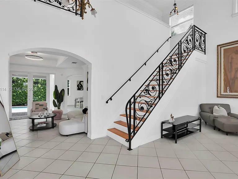 15270 SW 115th Ter — Photo 3