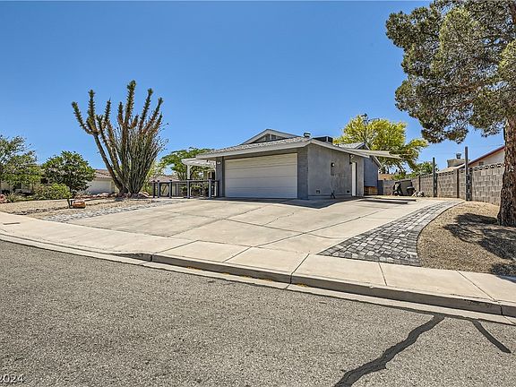 5th image of 765 Christina Dr