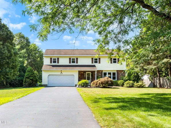 308 Polsinelli Drive, Schenectady, NY 12303