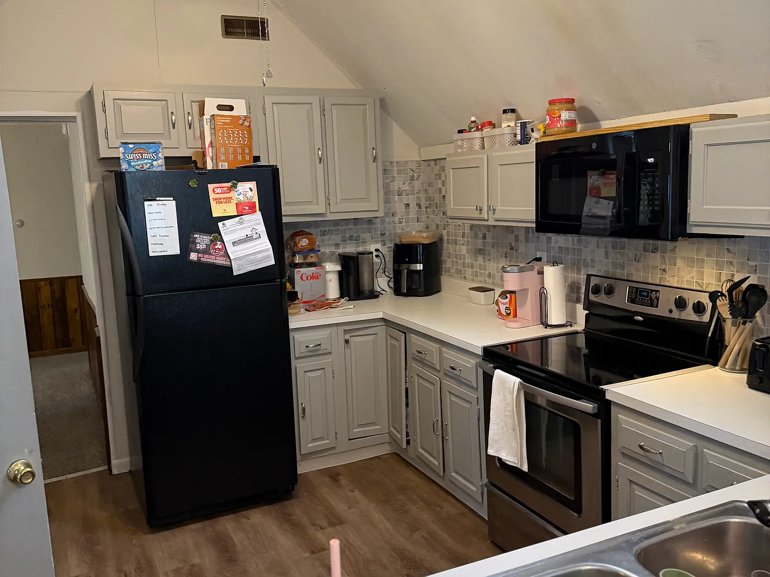4 bed, 1452 sqft, $605 — Photo 4