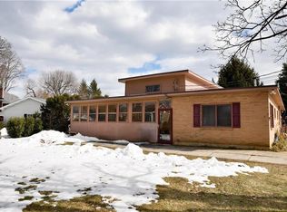 123 N 8th St, Emmaus, PA 18049