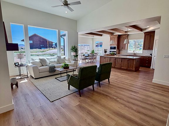 4th image of 972 E Shilow Rd #132