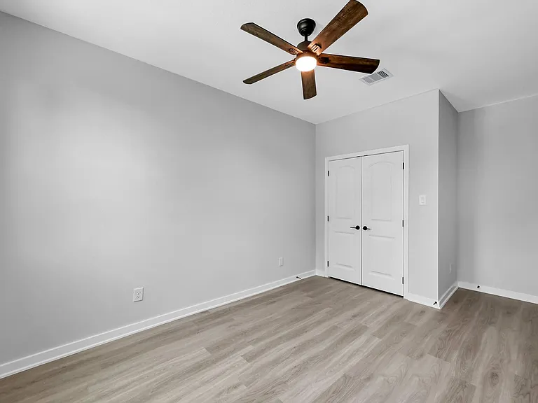 14833 Spica Ct — Photo 30