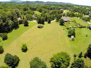 1416 Chickadee Cir, Maryville, TN 37801