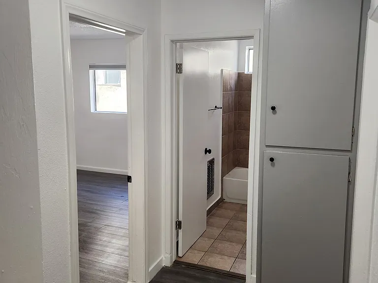 7332 Variel Ave #14 — Photo 7