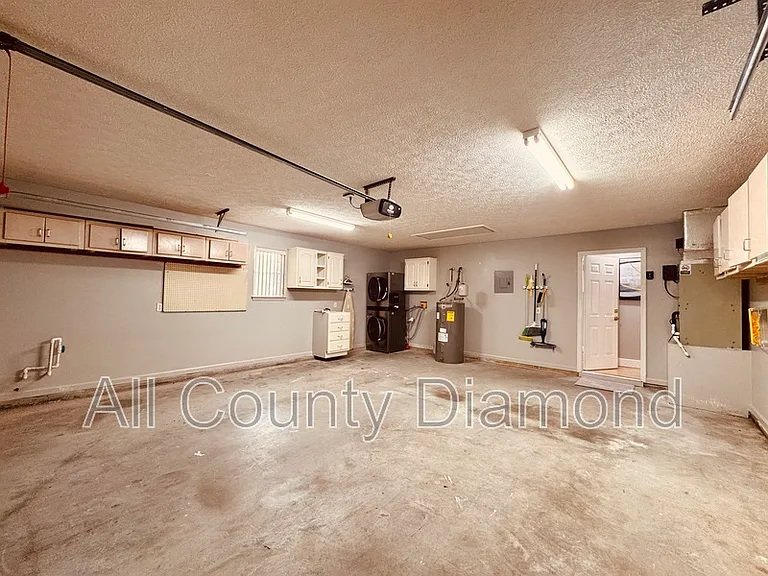 127 Heather Dr — Photo 38