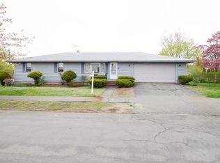 19 Broad St, Danvers, MA 01923