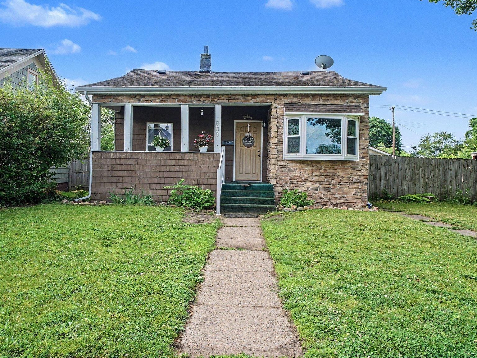 939 E 4th St, Mishawaka, IN 46544 | Zillow