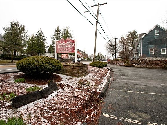 2nd image of 110 Boston Post Rd E APT 104