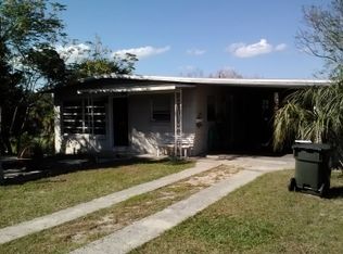 1098 Chestnut St, Clermont, FL 34711