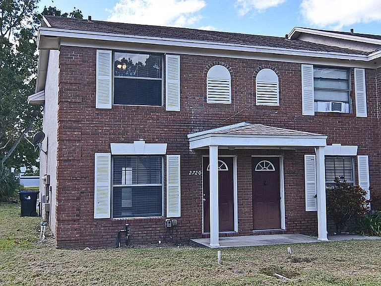 2720 Gray Fox Ln — Photo 3