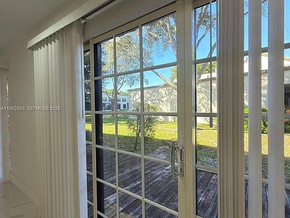 4th image of 9719 N New River Canal Rd APT 308