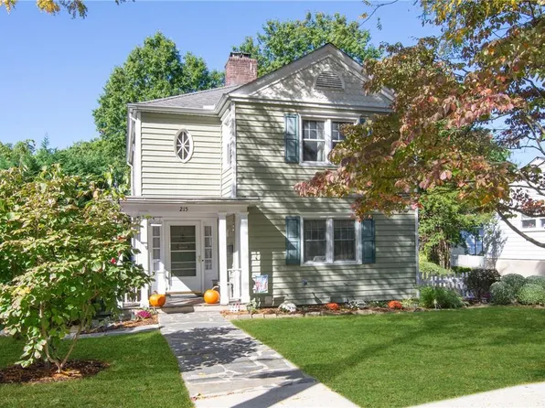 215 Seventh Avenue, Pelham, NY 10803