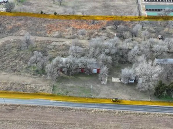 17 S Cemetery Rd, Tuttle, OK 73089