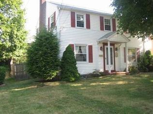 800 Sunset Blvd, Ellwood City, PA 16117
