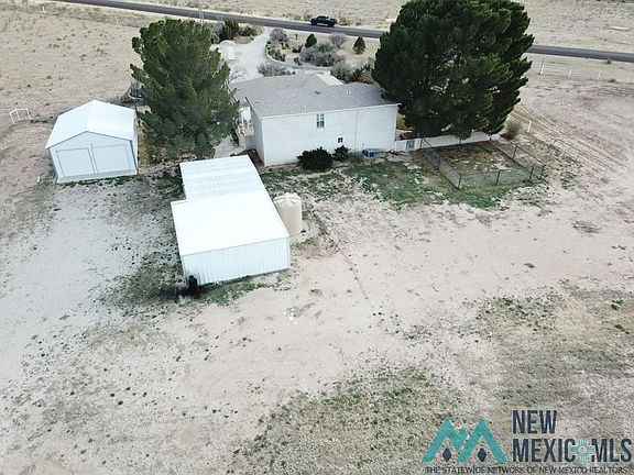 3rd image of 80 Comanche Dr