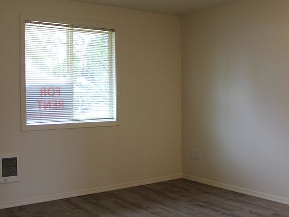 5th image of 3695 SE Daren Dr