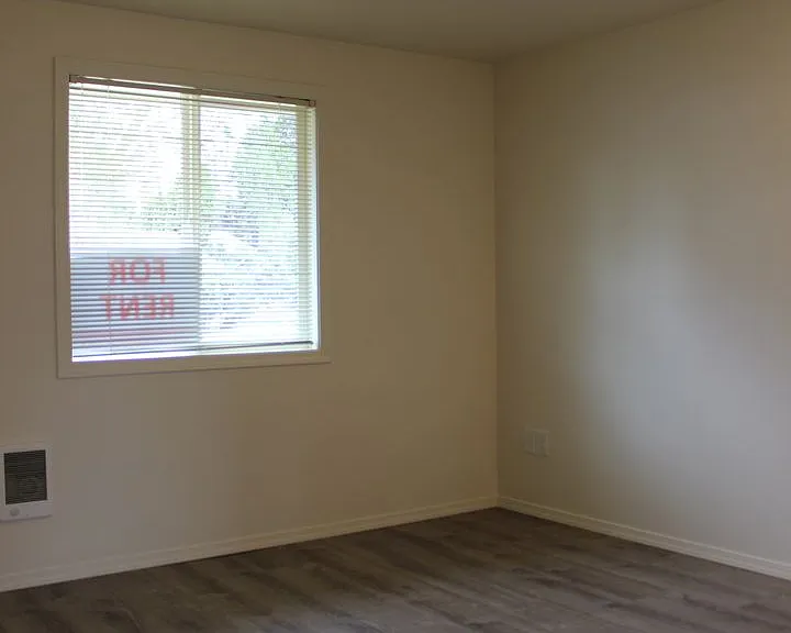 3695 SE Daren Dr — Photo 5