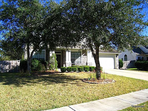 5th image of 937 Victoria Lakes Dr