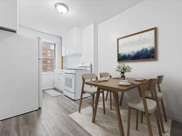 477 Fdr Drive image 1 of 19