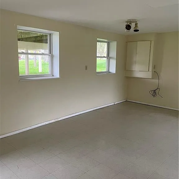 38 Kathy Dr — Photo 21