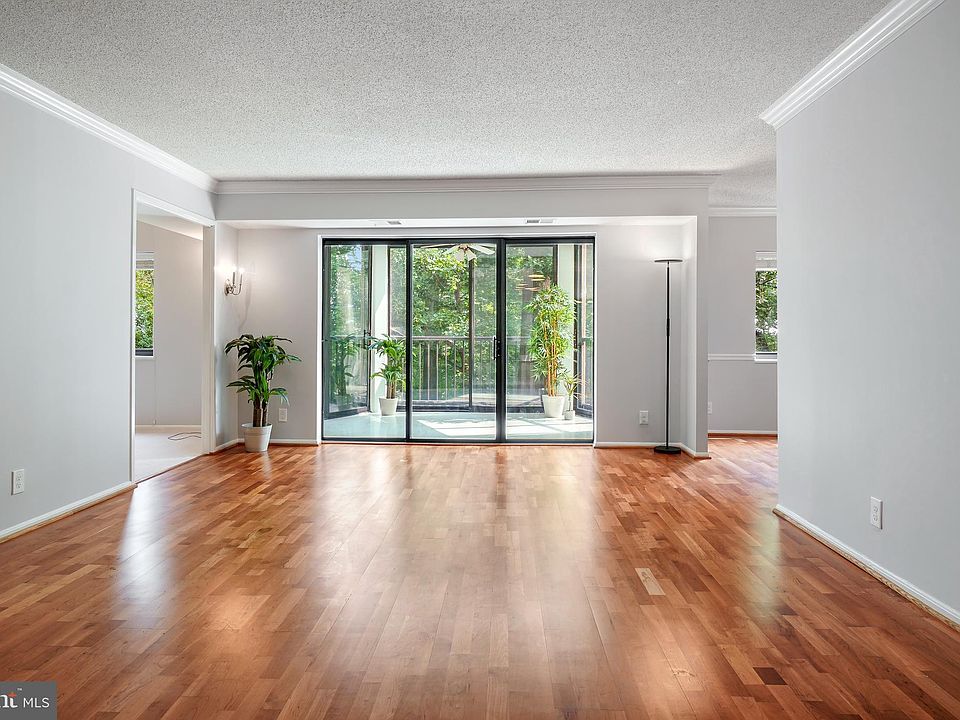 1st image of 5901 Mount Eagle Dr APT 108