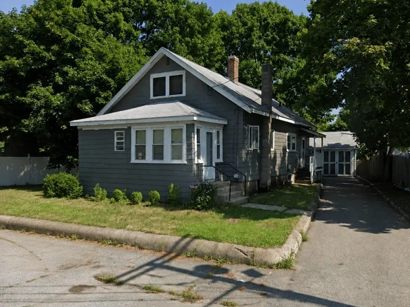 21 Avalon St, Stoughton, MA 02072