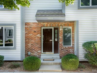 4608 Sherman Park Dr, Saint Charles, MO, 63303
