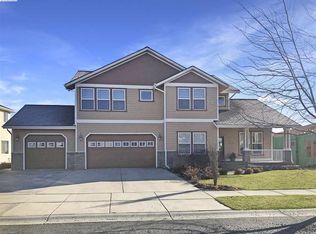 1030 SW Itani Dr, Pullman, WA 99163