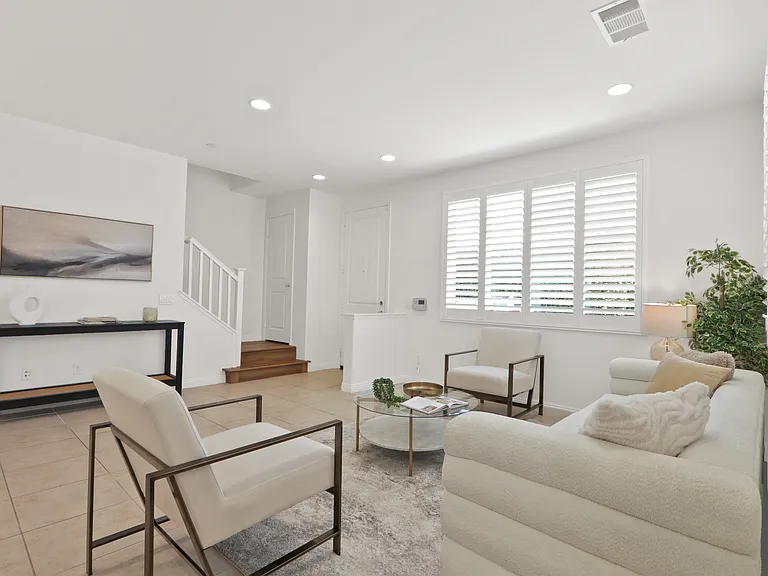 27 Linden Ln #27 — Photo 10