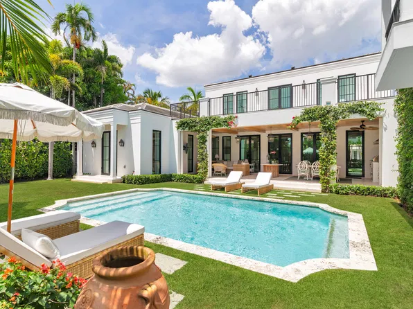 302 E Lakewood Rd, West Palm Beach, FL 33405