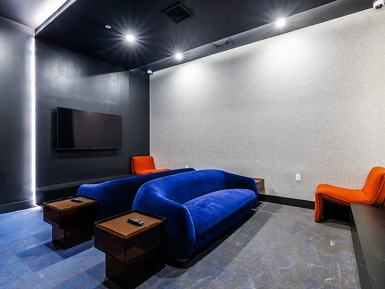 Step into the stylish lounge at 240 Willoughby, where modern design meets comfort. Enjoy cozy seating and state-of-the-art amenities, perfect for relaxation or socializing. Make this vibrant community your new home today!