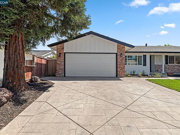 4th image of 7527 Blue Fox Way