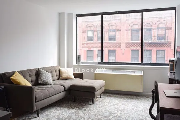 Rented by Block Holdings LLC | media 8
