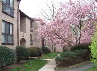 2033 Royal Fern Ct APT 21C, Reston, VA 20191