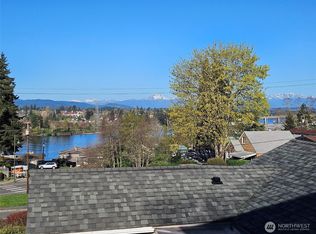 2007 E 15th Street, Bremerton, WA 98310