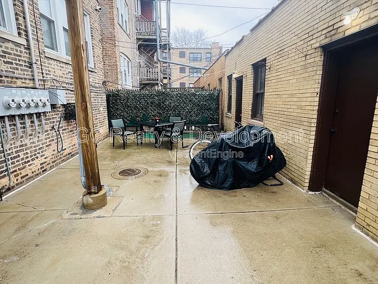 6316 N Rockwell St #G — Photo 13